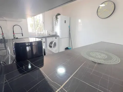 Casa de 80 m² a Oriola