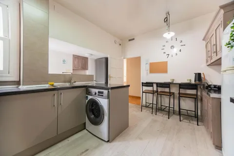 Chambre à louer, Valence