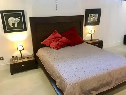 Casa de 396 m² a Estepona