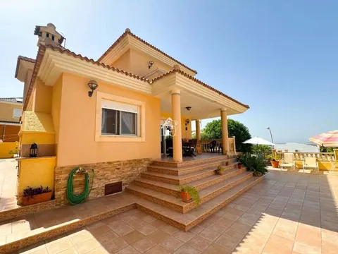 Pis de 223 m² a Sant Miquel de les Salines (2/84)