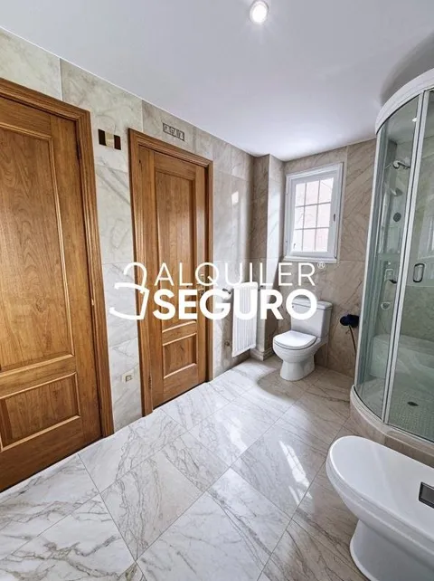 House 160 m² in Madrid