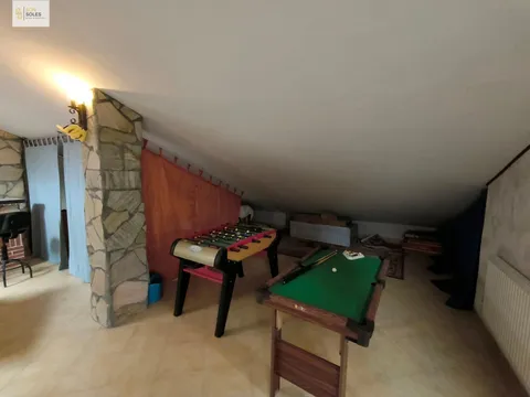 Casa de 140 m² a Hazas de Cesto