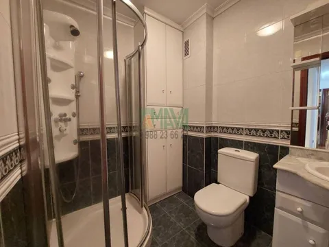 Pis de 98 m² a Ourense