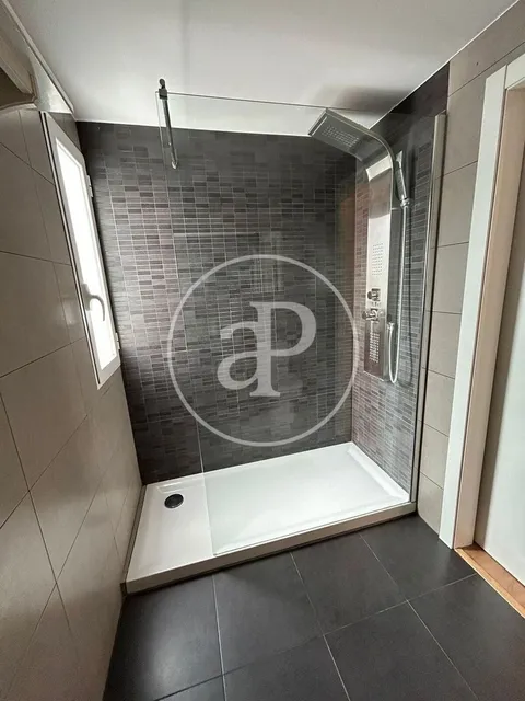 Appartamento 90 m² a Valencia