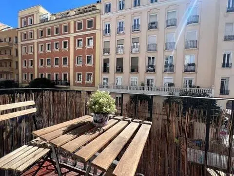 Flat 120 m² in Madrid