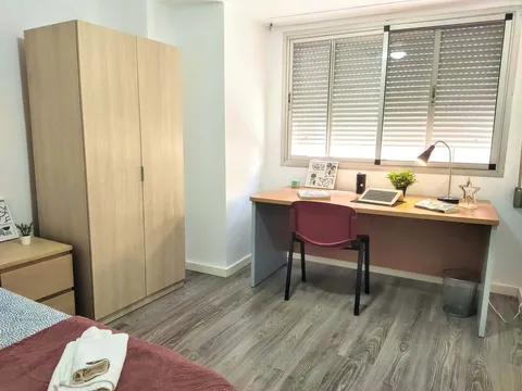 Habitació de lloguer, Burjassot