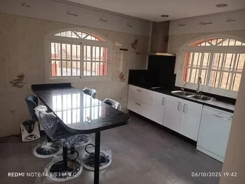Casa de 250 m² a Casares