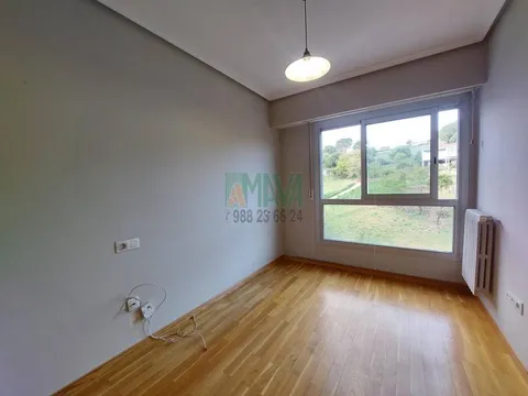 Pis de 55 m² a O Barco de Valdeorras