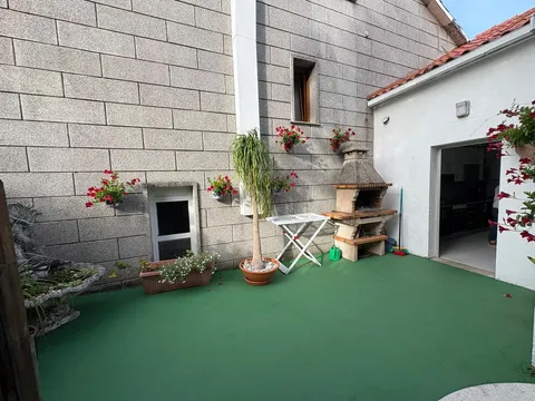 Casa de 100 m² a Vilanova de Arousa