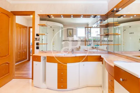 Casa de 260 m² a la Pobla de Farnals