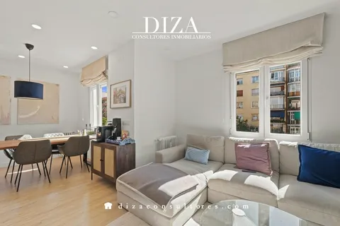 Wohnung 114 m² in Madrid