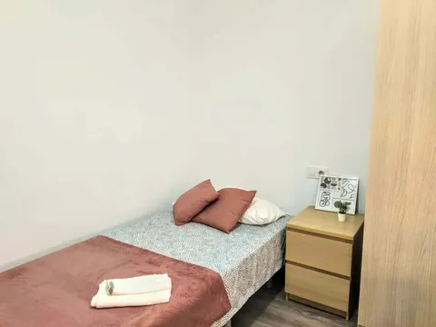 Habitació de lloguer, Burjassot