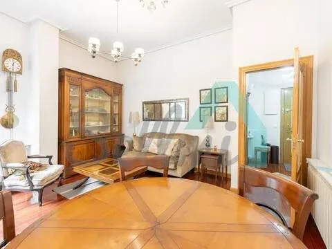 Appartement 82 m² à Oviède