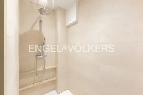 Wohnung 75 m² in Valencia
