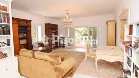 Casa de 971 m² en San Roque