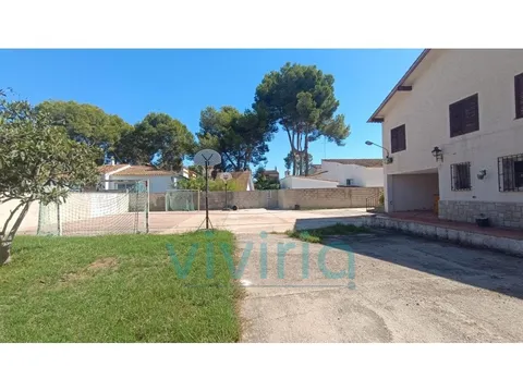 Casa de 373 m² a Paterna