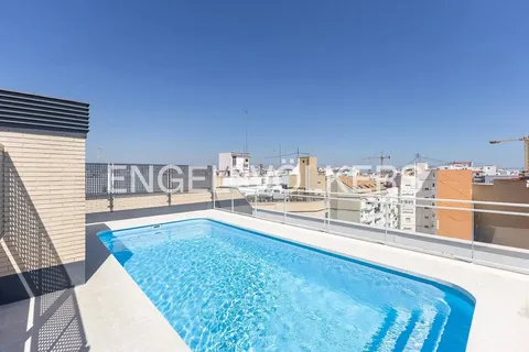 Pis de 85 m² a València