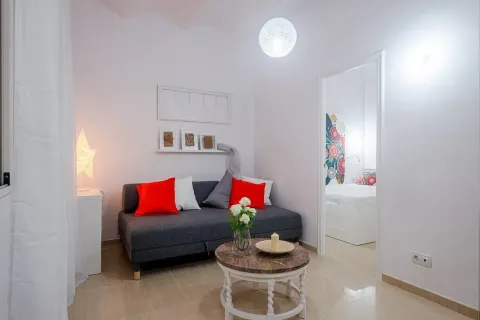 Flat 90 m² in Valencia (2/10)