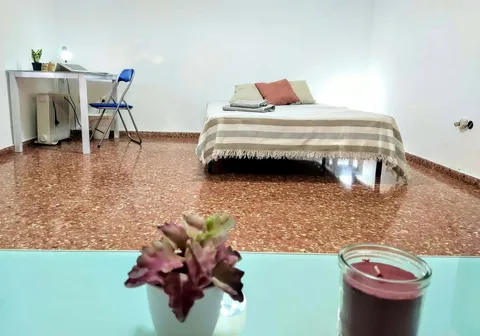 Habitació de lloguer, Burjassot