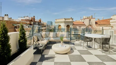 Flat 125 m² in Madrid (3/40)