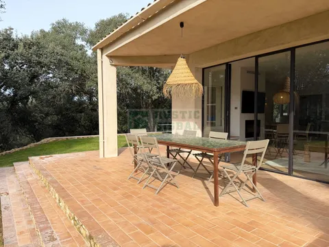House 141 m² in Corçà (4/23)