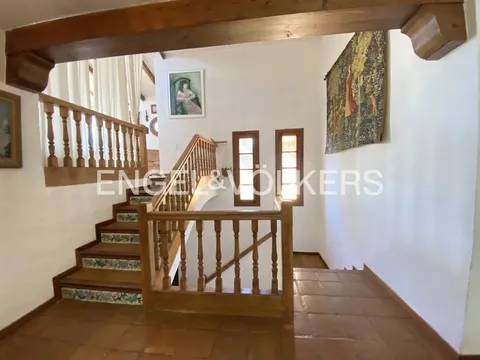 Appartement 380 m² à Nàquera / Náquera