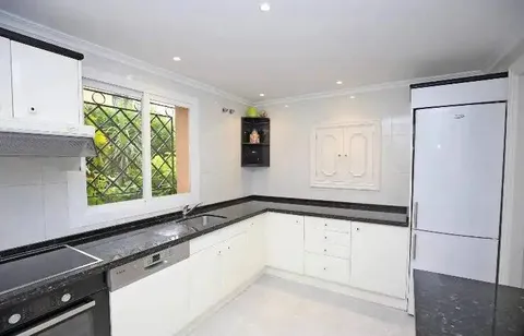 Casa de 180 m² a Estepona