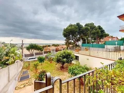 Casa de 291 m² a Castelldefels