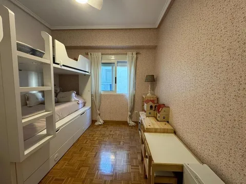 Wohnung 128 m² in Alicante