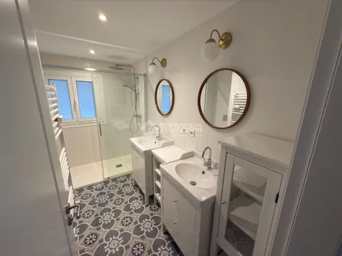 Wohnung 121 m² in Madrid