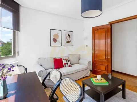 Wohnung 75 m² in Madrid