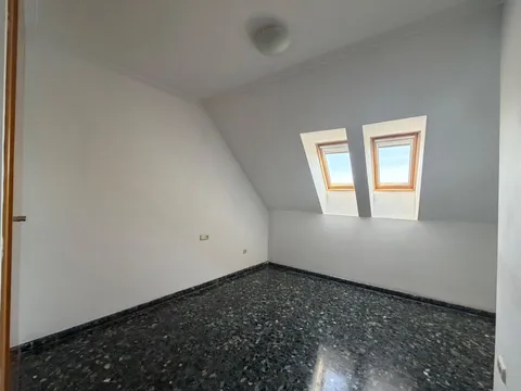 Wohnung 160 m² in Llíria