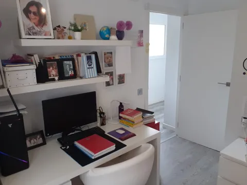 Habitació de lloguer, Corbera de Llobregat (3/4)