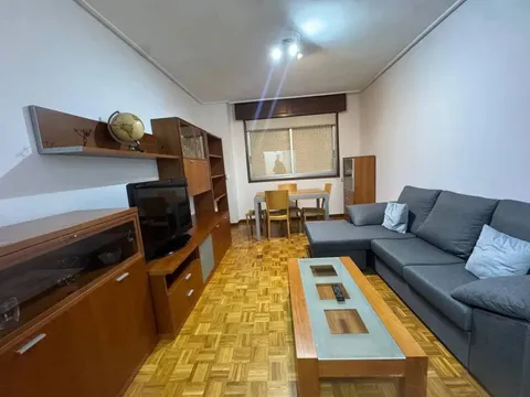 Pis de 92 m² a Ourense