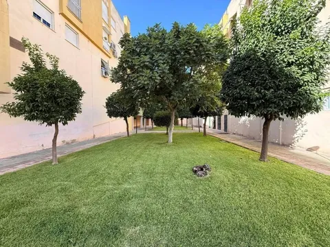 Pis de 75 m² a Còrdova