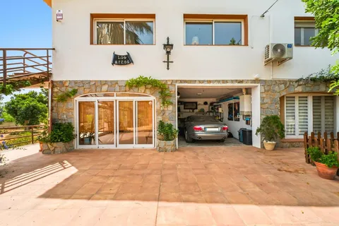 Casa de 190 m² en Elche