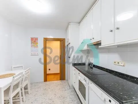 Pis de 134 m² a Oviedo