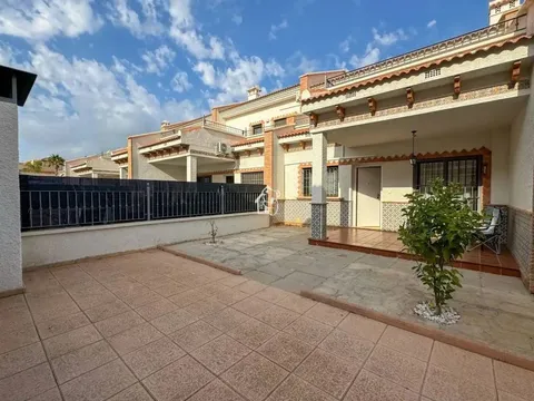 Maison 140 m² à San Miguel de Salinas