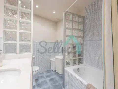 Pis de 64 m² a Oviedo