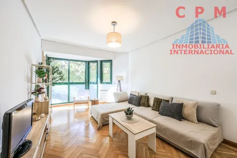 Wohnung 87 m² in Madrid