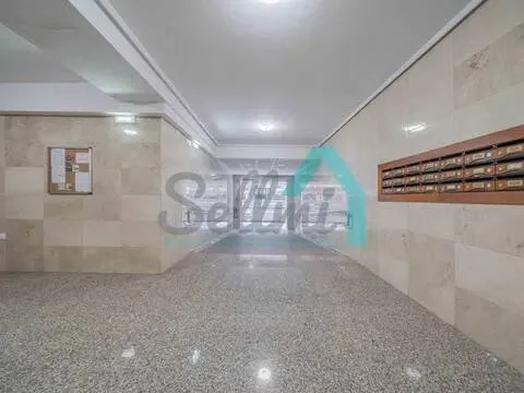 Pis de 84 m² a Oviedo
