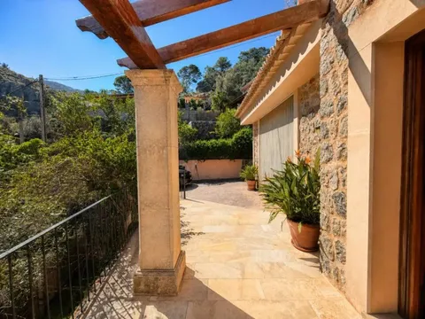 Haus 247 m² in Deià