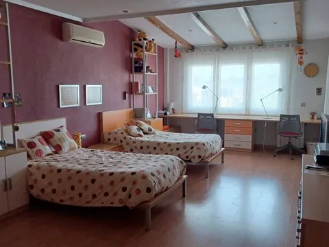 Casa de 220 m² a Petrer