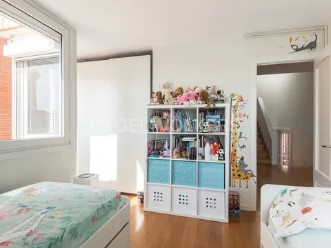 Будинок 151 м² у Sant Just Desvern