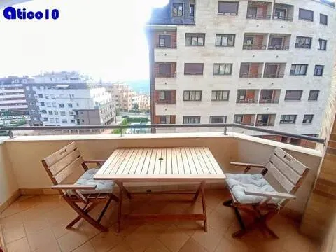 Pis de 92 m² a Oviedo