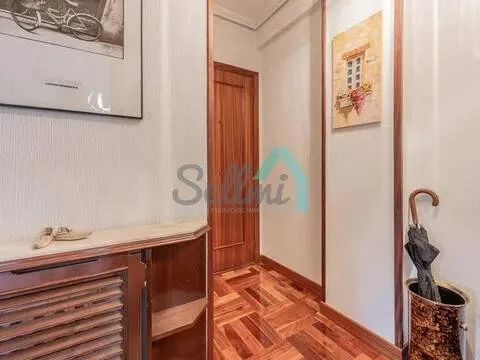 Appartamento 93 m² a Oviedo