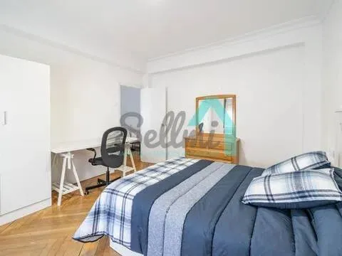 Pis de 136 m² a Oviedo