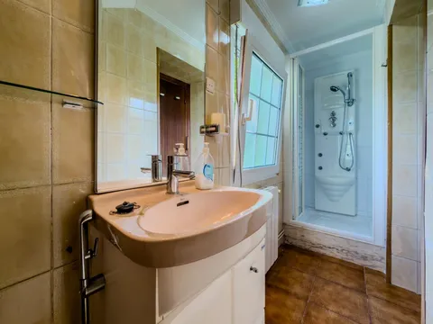 Casa de 226 m² a Camargo