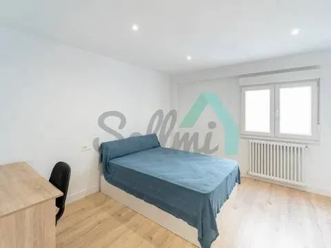 Pis de 104 m² a Oviedo