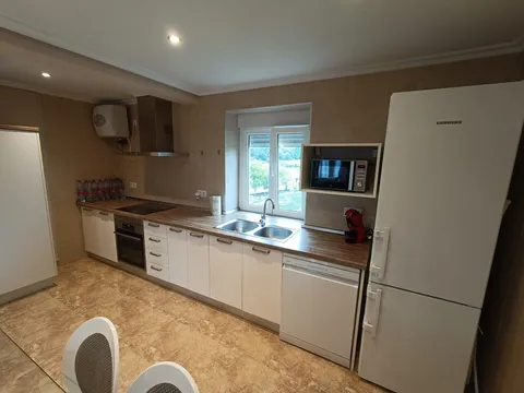 Haus 180 m² in Avilés